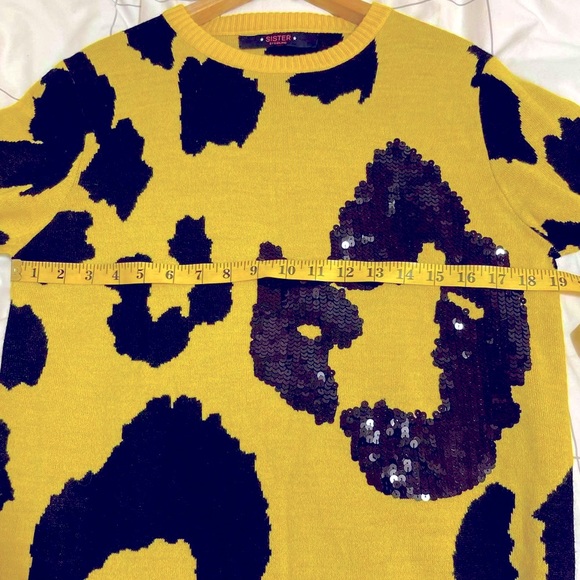 NWOT โจ๐ Leopard print sequin long sweater SISTER BY SIBLING size S - Picture 3 of 8